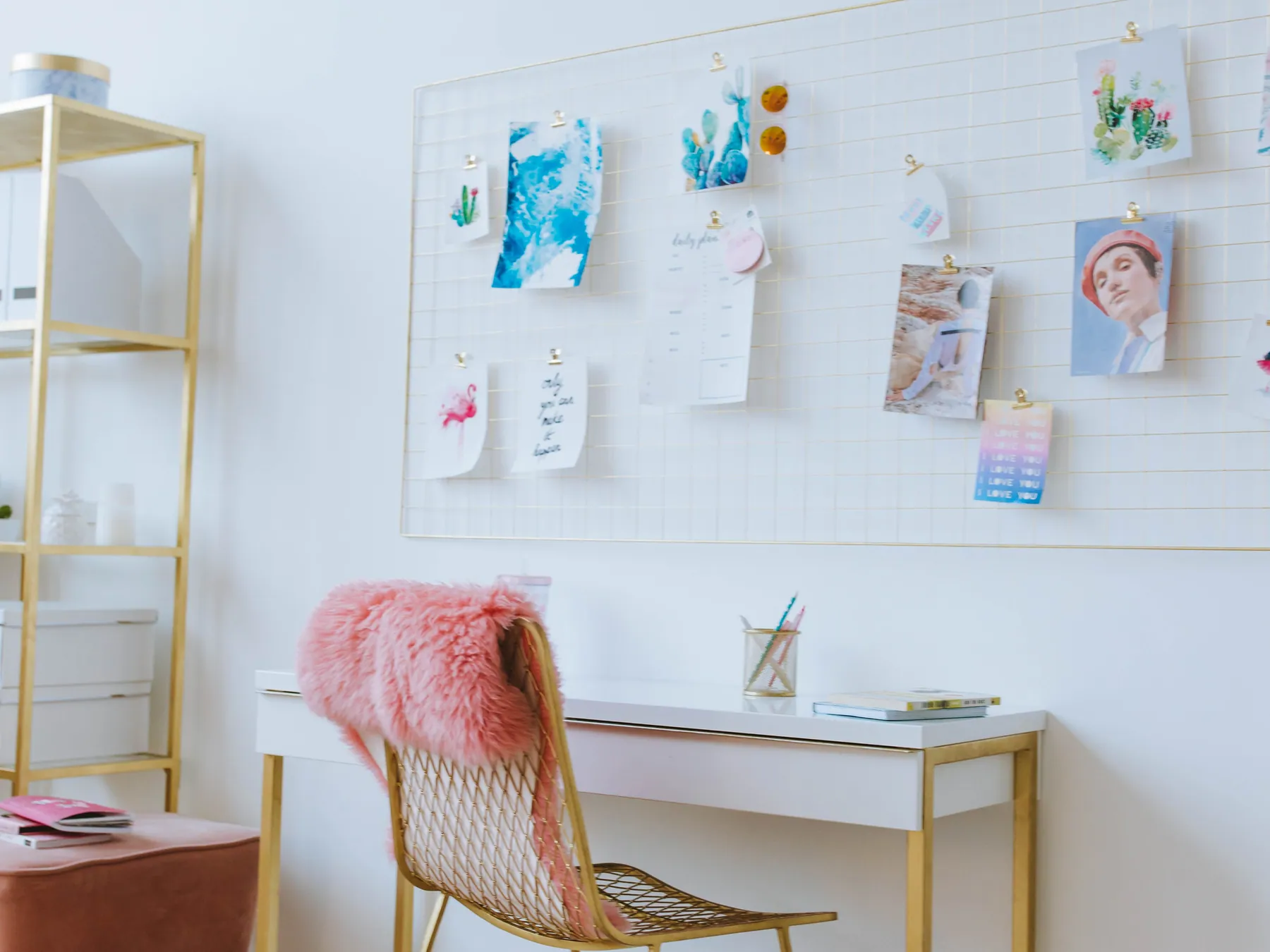 Organized wardrobe interior — design inspiration
