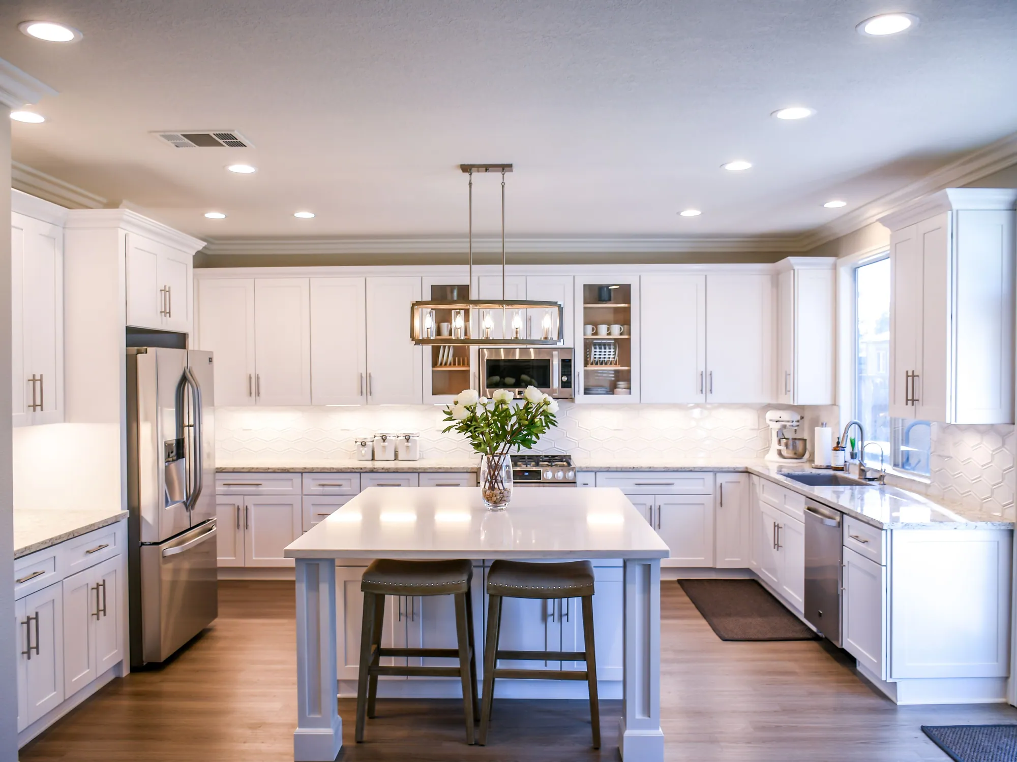 White kitchen with island — design inspiration